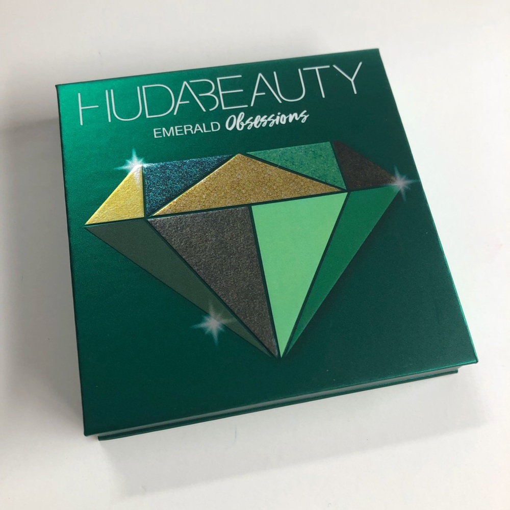 HUDA NEW Emerald Obsessions Palette BNIB